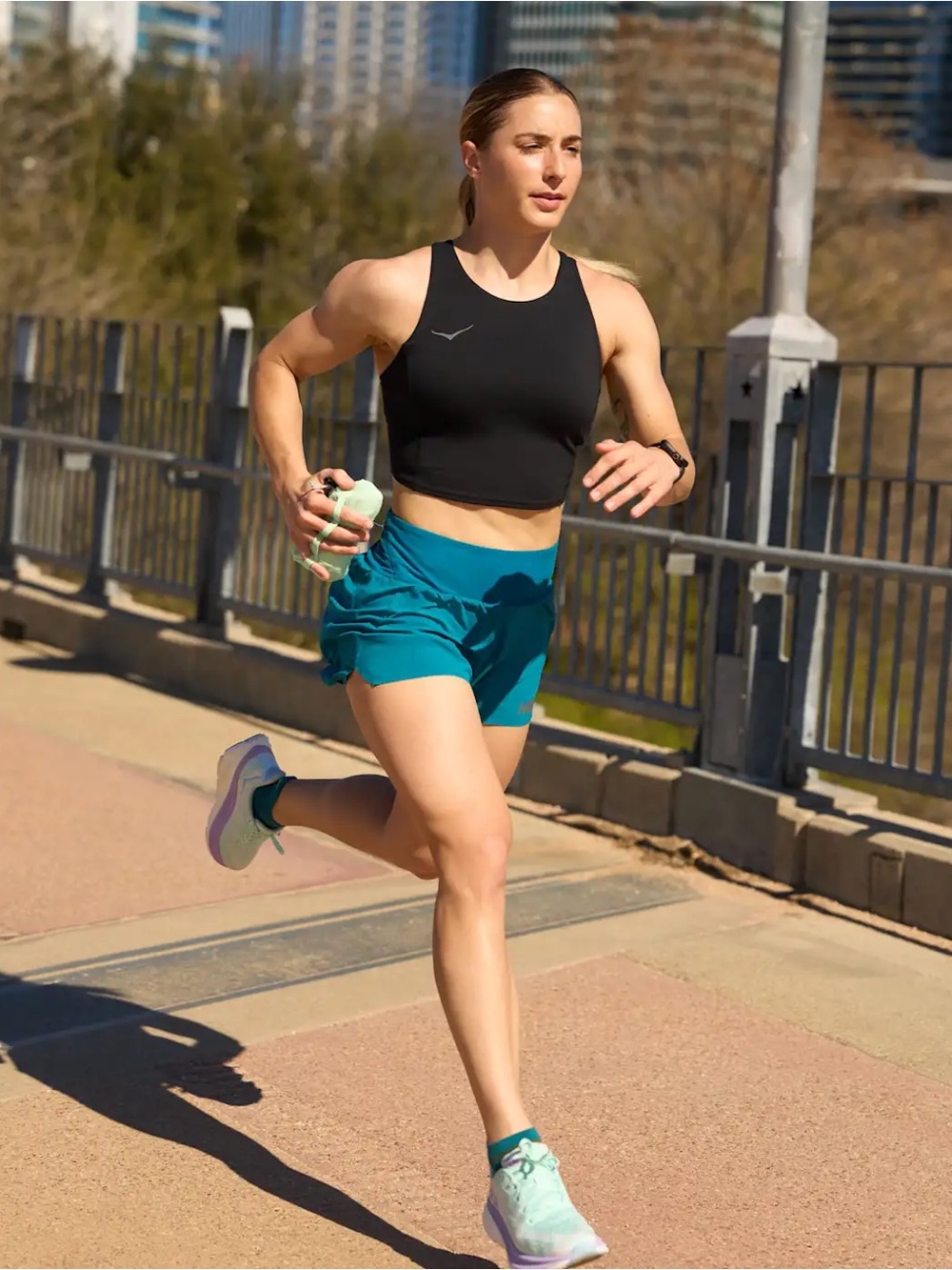 Hoka Women’s Elaro Crop Bra Black Small S